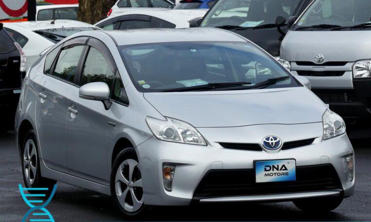 Car Finance 2012 Toyota Prius-1609682