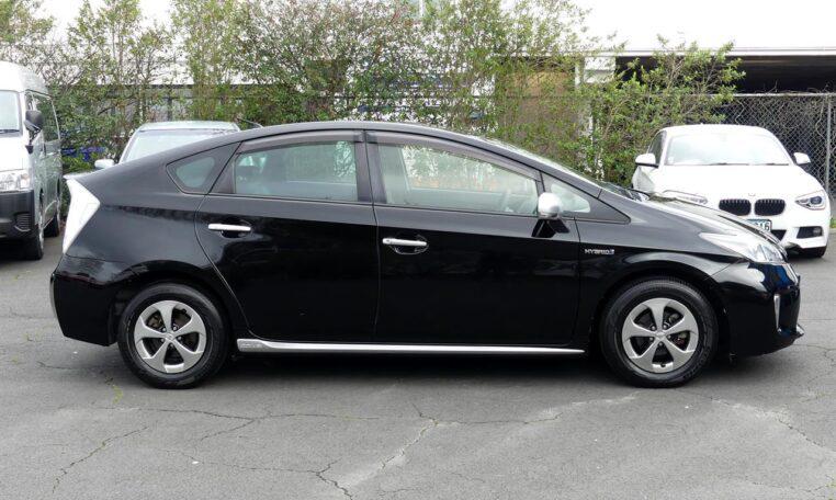 Car Finance 2013 Toyota Prius-1609662