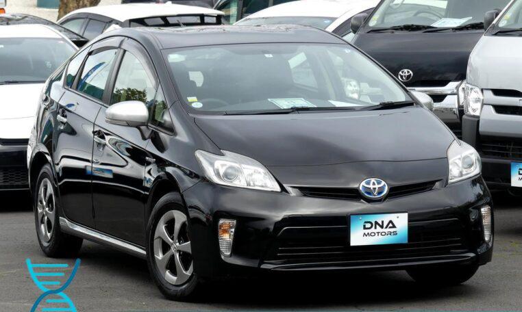 Car Finance 2013 Toyota Prius-1609663