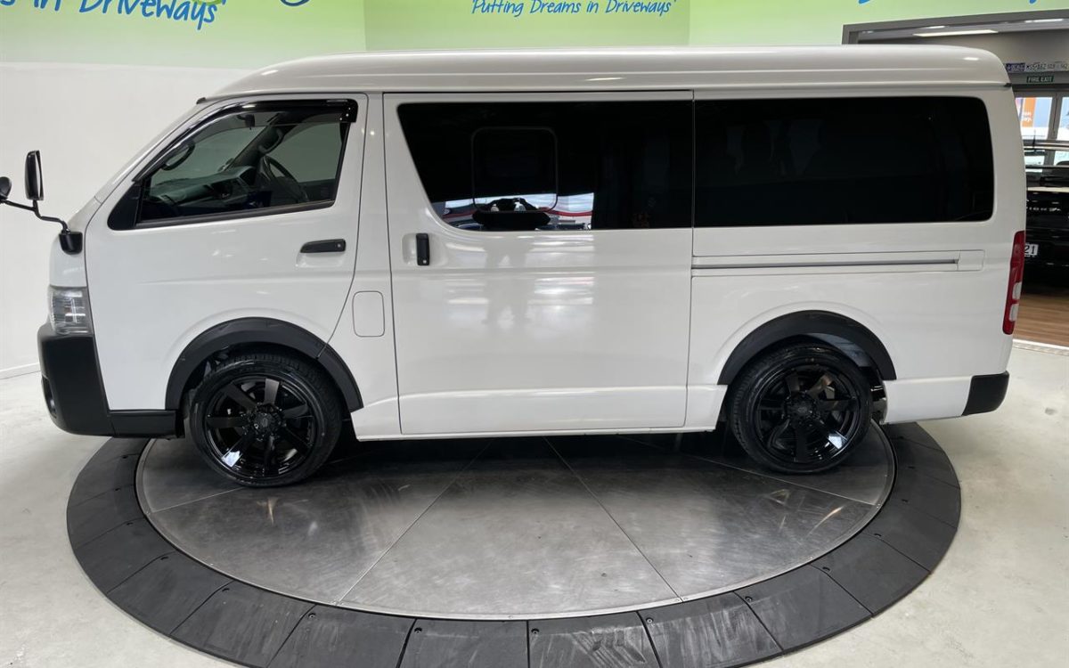 Car Finance 2015 Toyota Hiace-1594816