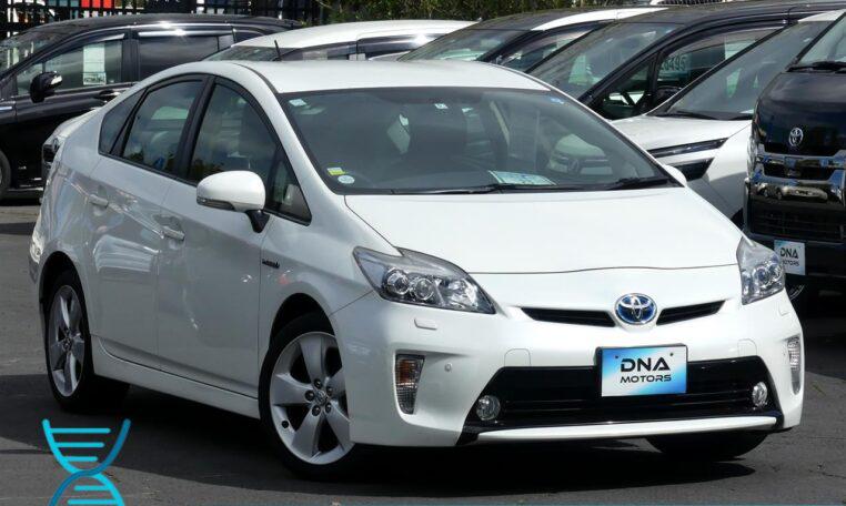 Car Finance 2014 Toyota Prius-1634690