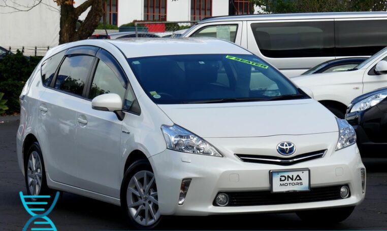 Car Finance 2012 Toyota Prius-1634832