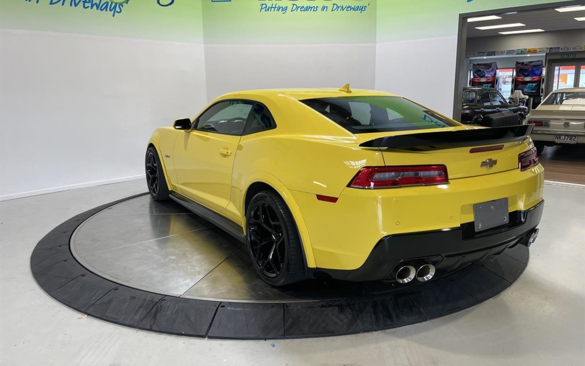 Car Finance 2015 Chevrolet Camaro-1630072