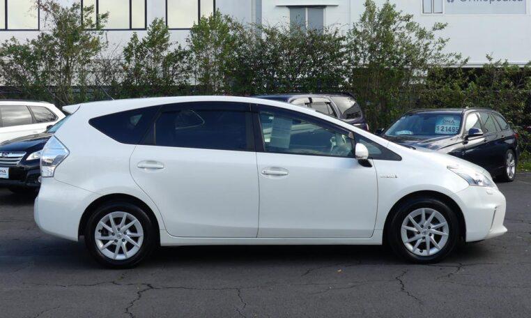 Car Finance 2012 Toyota Prius-1634834