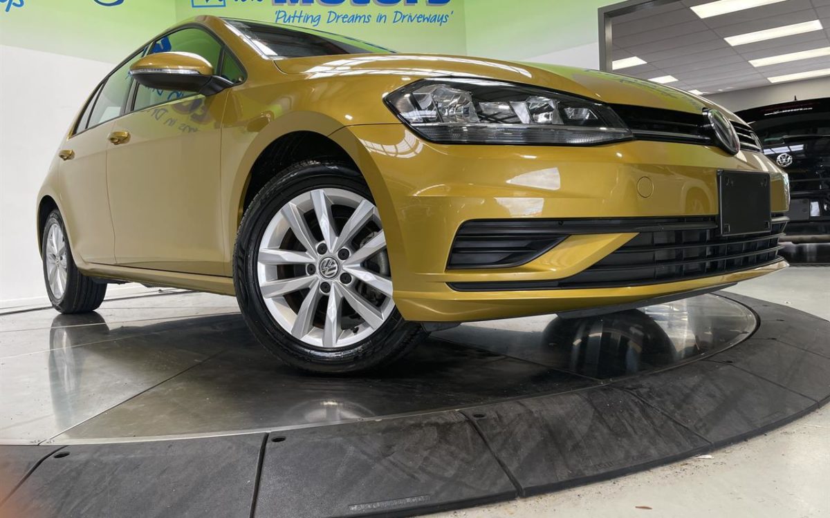 Car Finance 2017 Volkswagen Golf-1680654