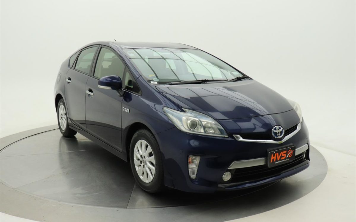 Car Finance 2013 Toyota Prius-1719043