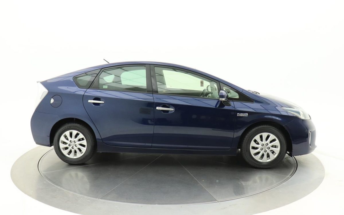 Car Finance 2013 Toyota Prius-1719044