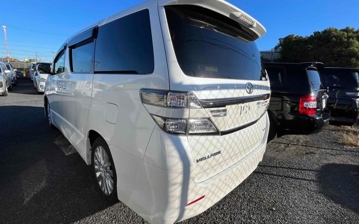 Car Finance 2013 Toyota Vellfire-1759118