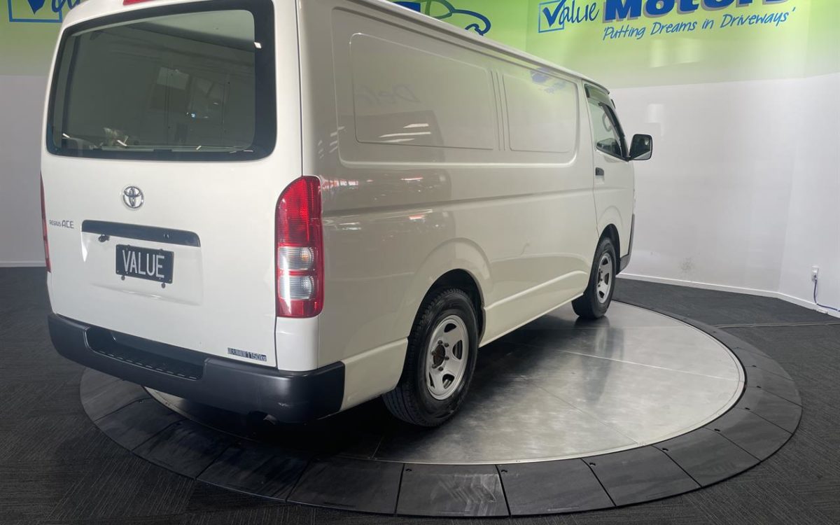 Car Finance 2020 Toyota Hiace-1759479