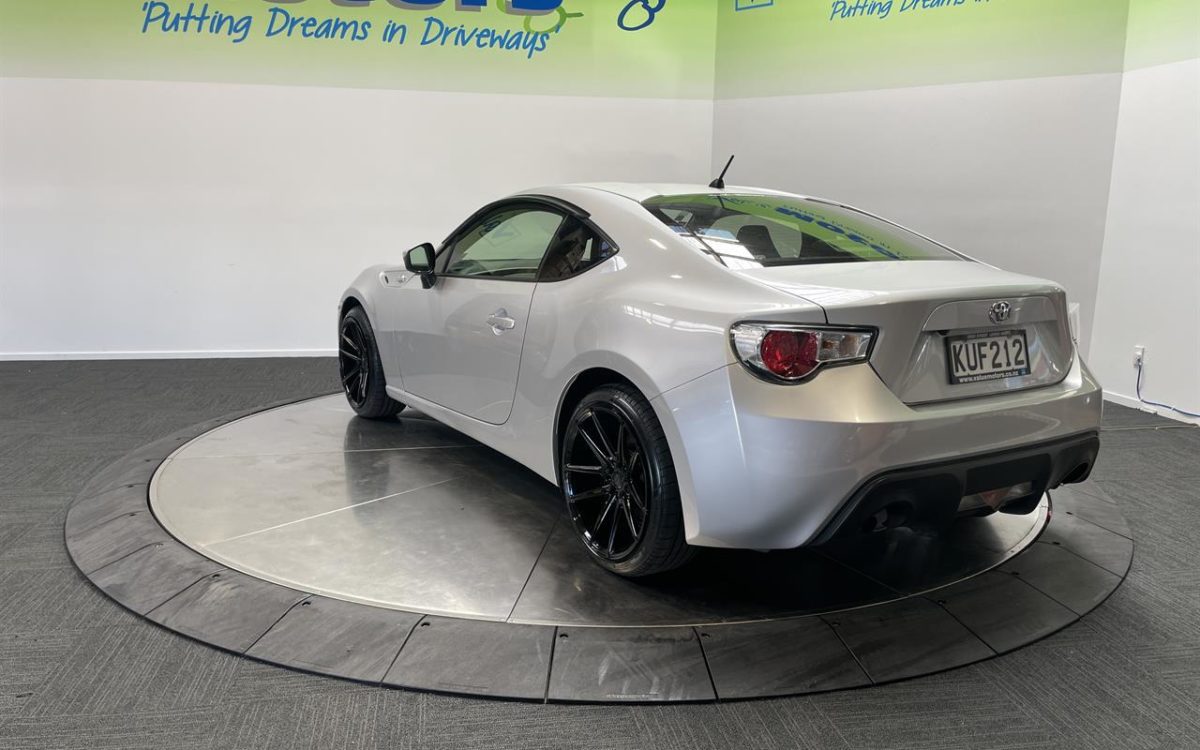 Car Finance 2013 Toyota 86-1759615