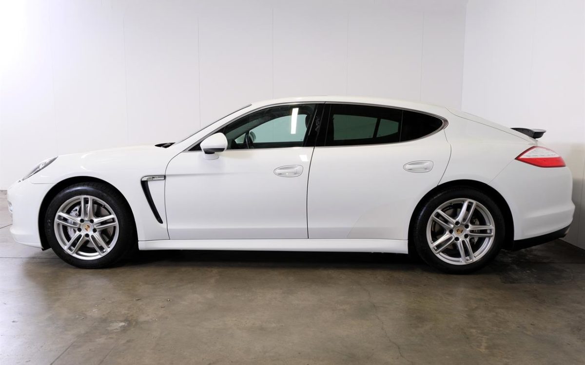 Car Finance 2013 Porsche Panamera-1785122