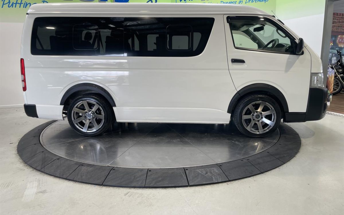 Car Finance 2018 Toyota Hiace-1774196