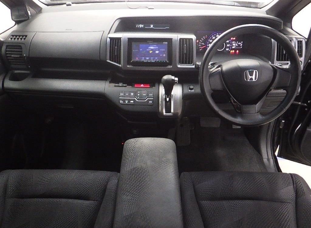 Car Finance 2011 Honda Step-1807132