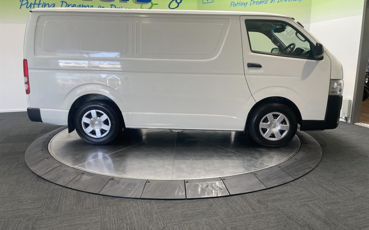 Car Finance 2017 Toyota Hiace-1777339