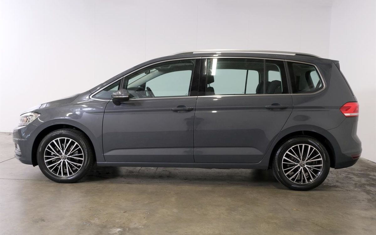 Car Finance 2022 Volkswagen Touran-1795633