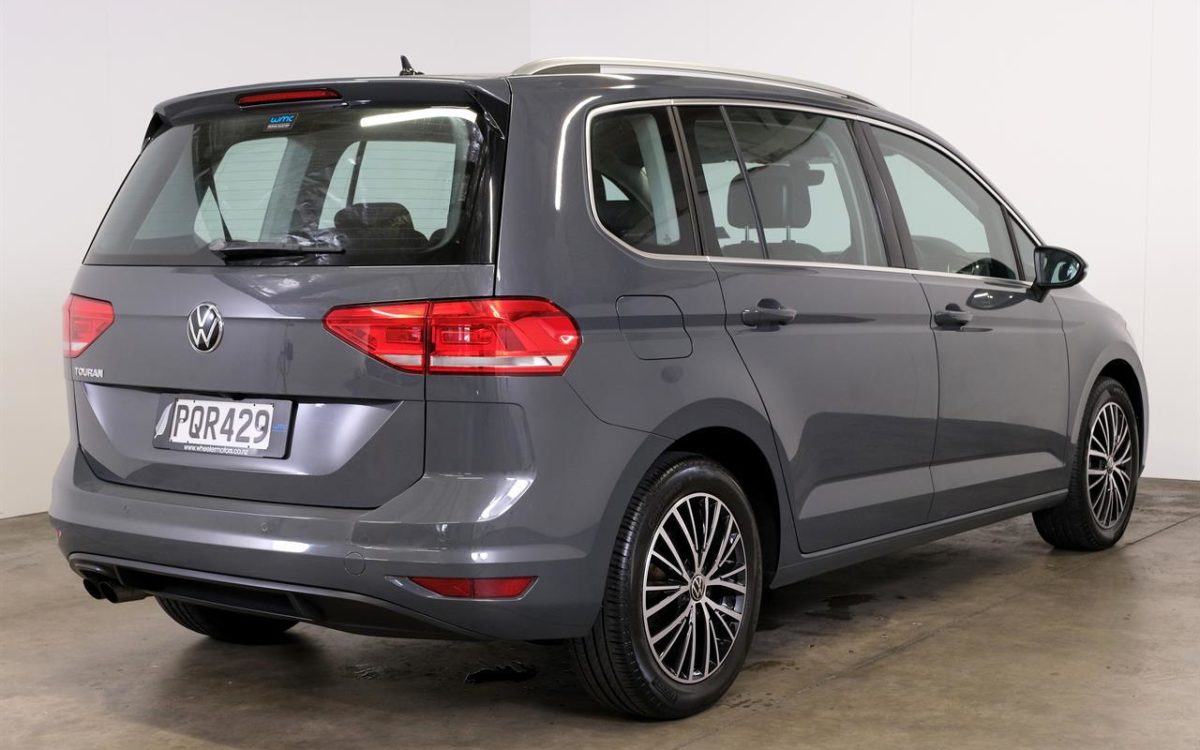 Car Finance 2022 Volkswagen Touran-1795631