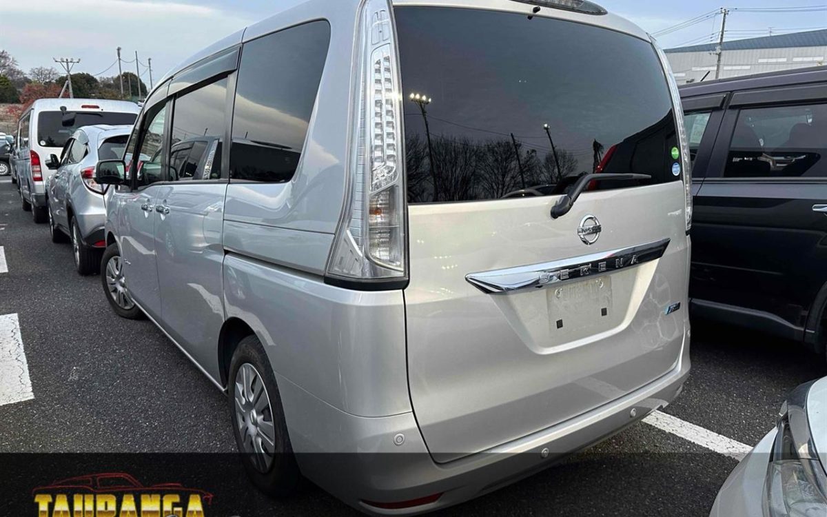 Car Finance 2015 Nissan Serena-1821181