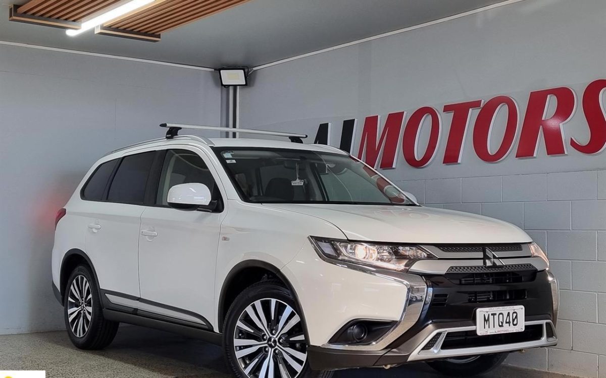 Car Finance 2020 Mitsubishi Outlander-1812999