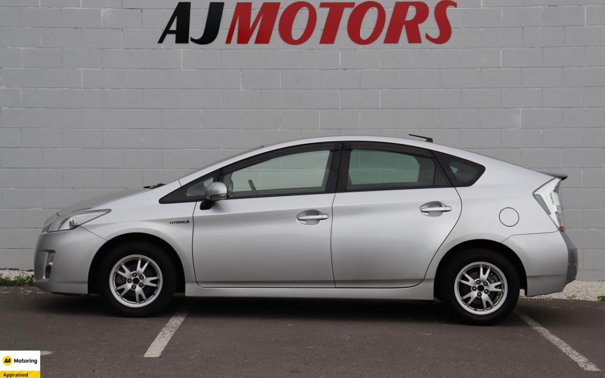 Car Finance 2010 Toyota Prius-1816907