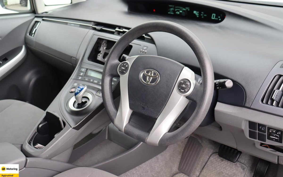 Car Finance 2010 Toyota Prius-1816894