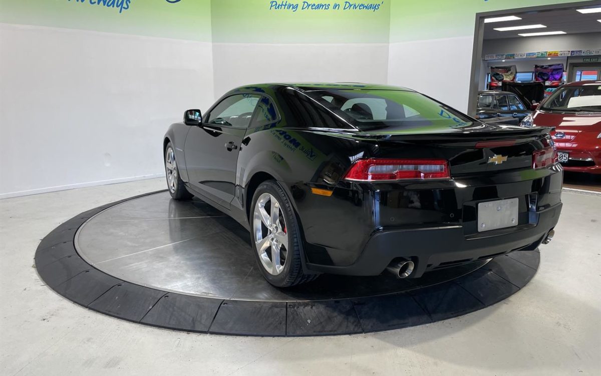 Car Finance 2014 Chevrolet Camaro-1840972