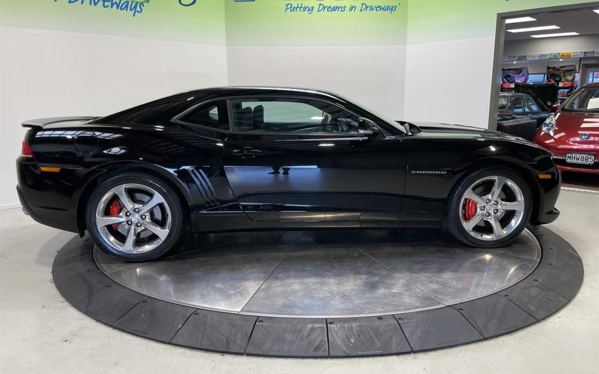 Car Finance 2014 Chevrolet Camaro-1840981