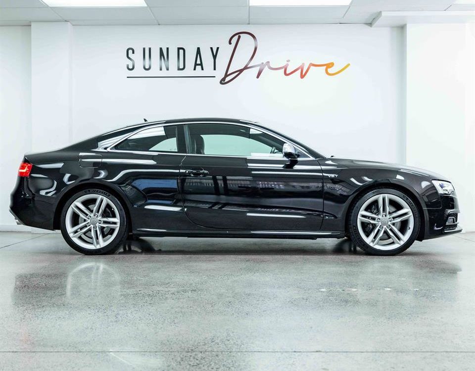 Car Finance 2015 Audi S5-1839973