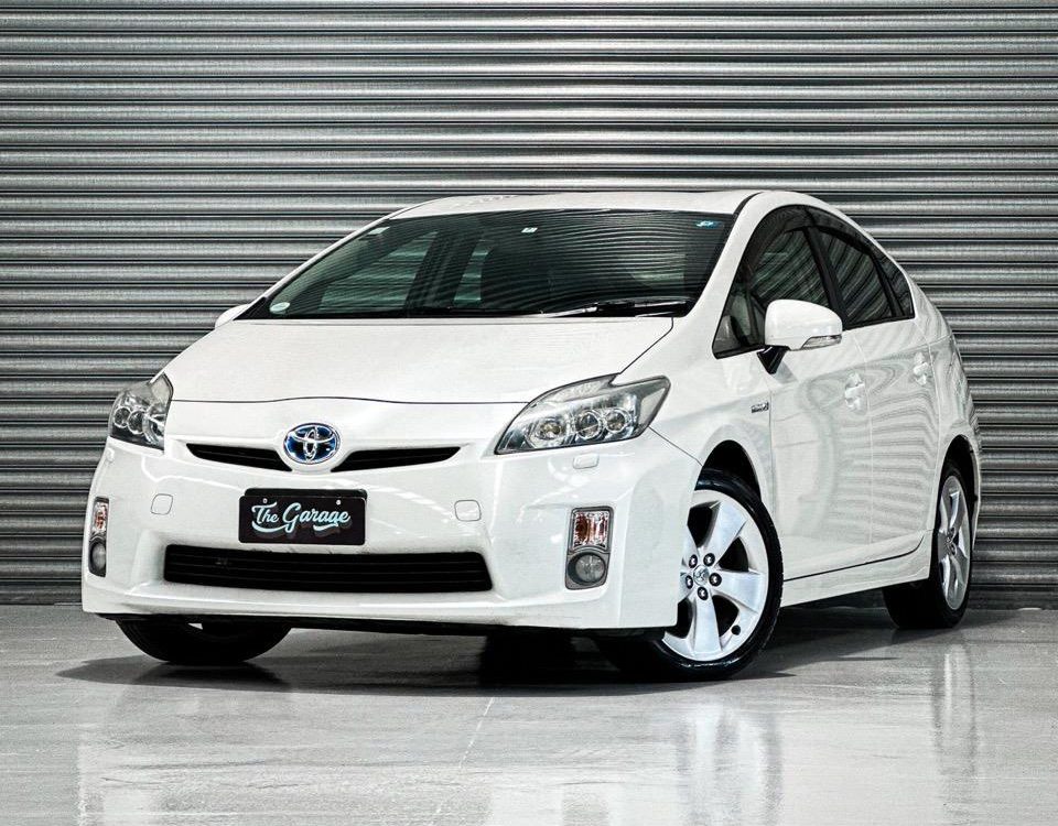 Car Finance 2010 Toyota Prius-1880566