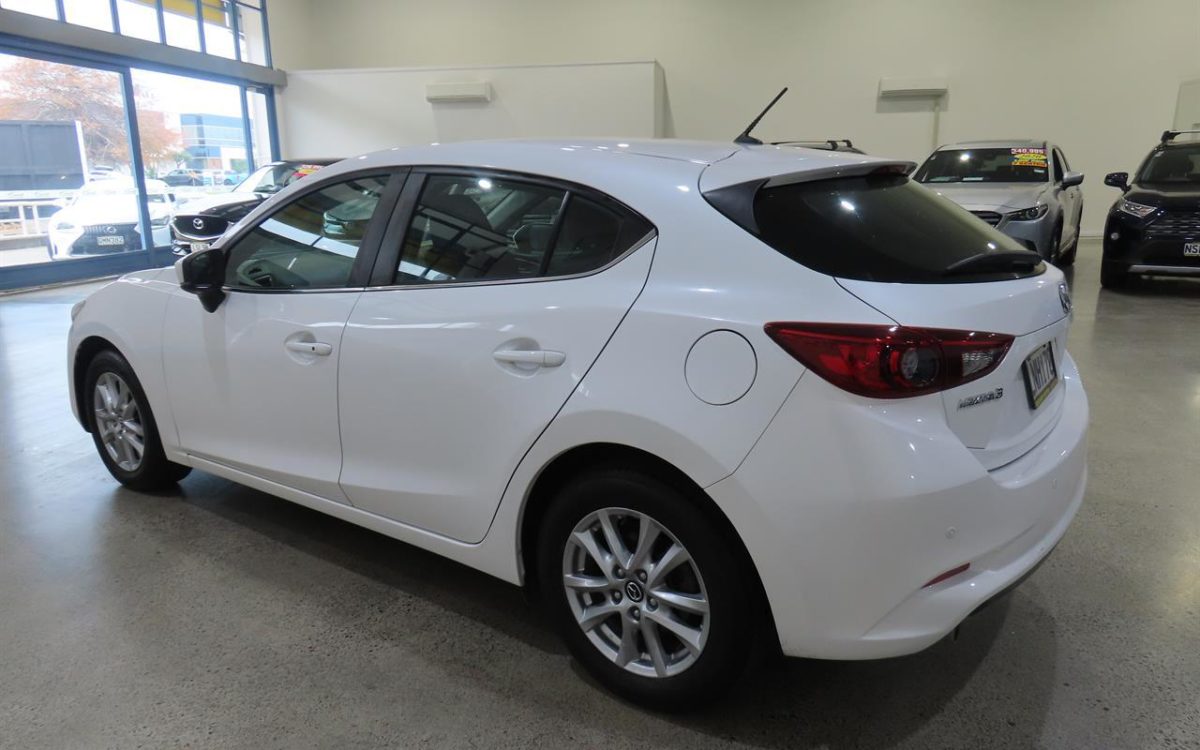 Car Finance 2018 Mazda 3-1880208