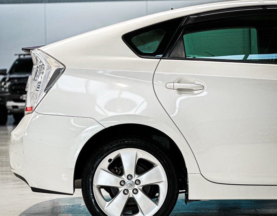 Car Finance 2010 Toyota Prius-1880580