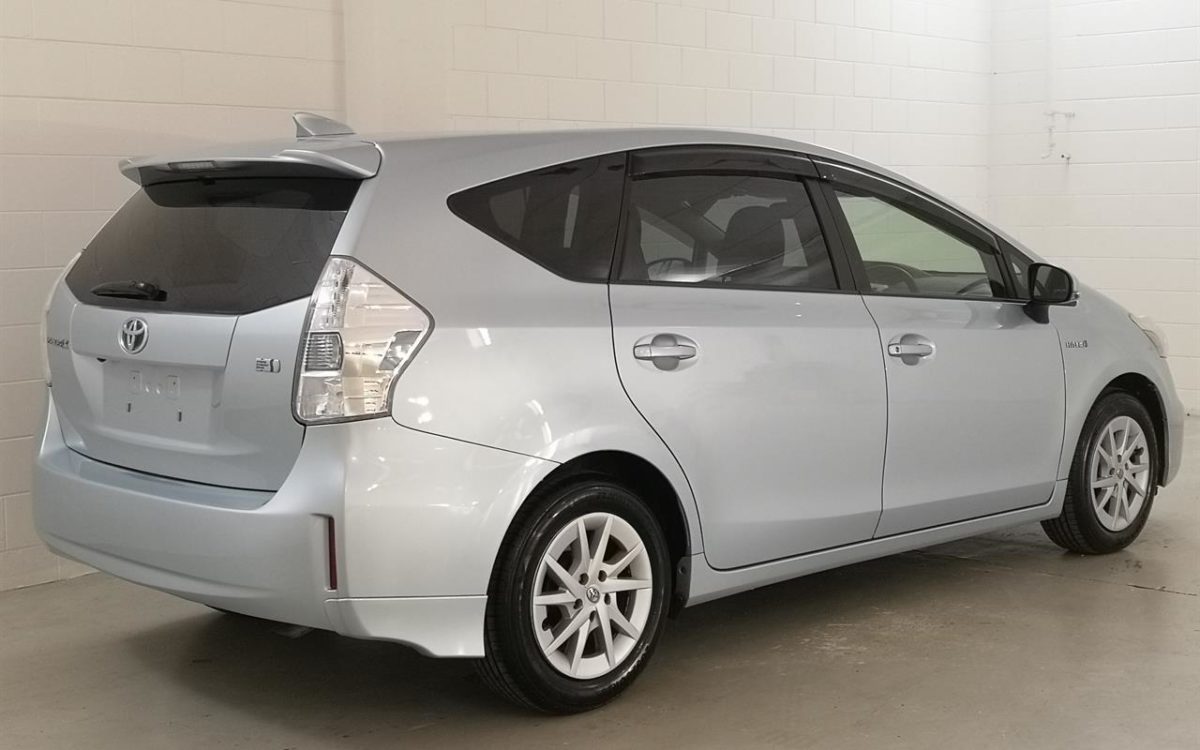 Car Finance 2012 Toyota Prius-1878198