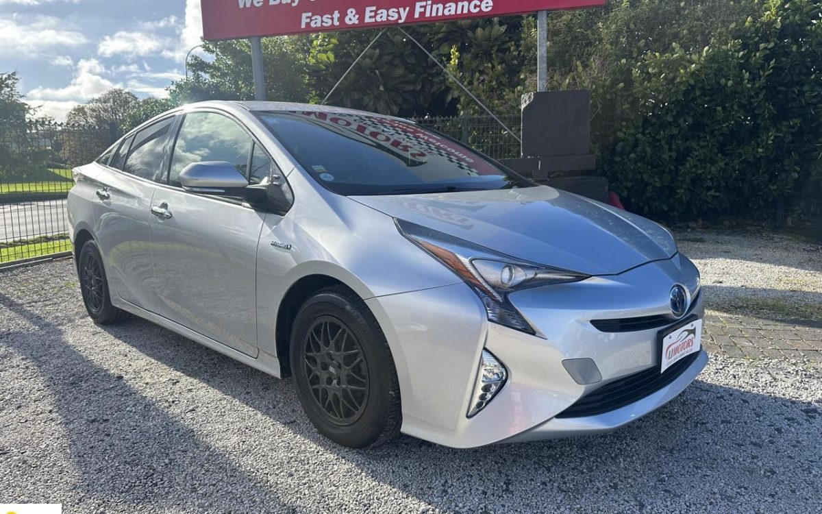 Car Finance 2016 Toyota Prius-1878881