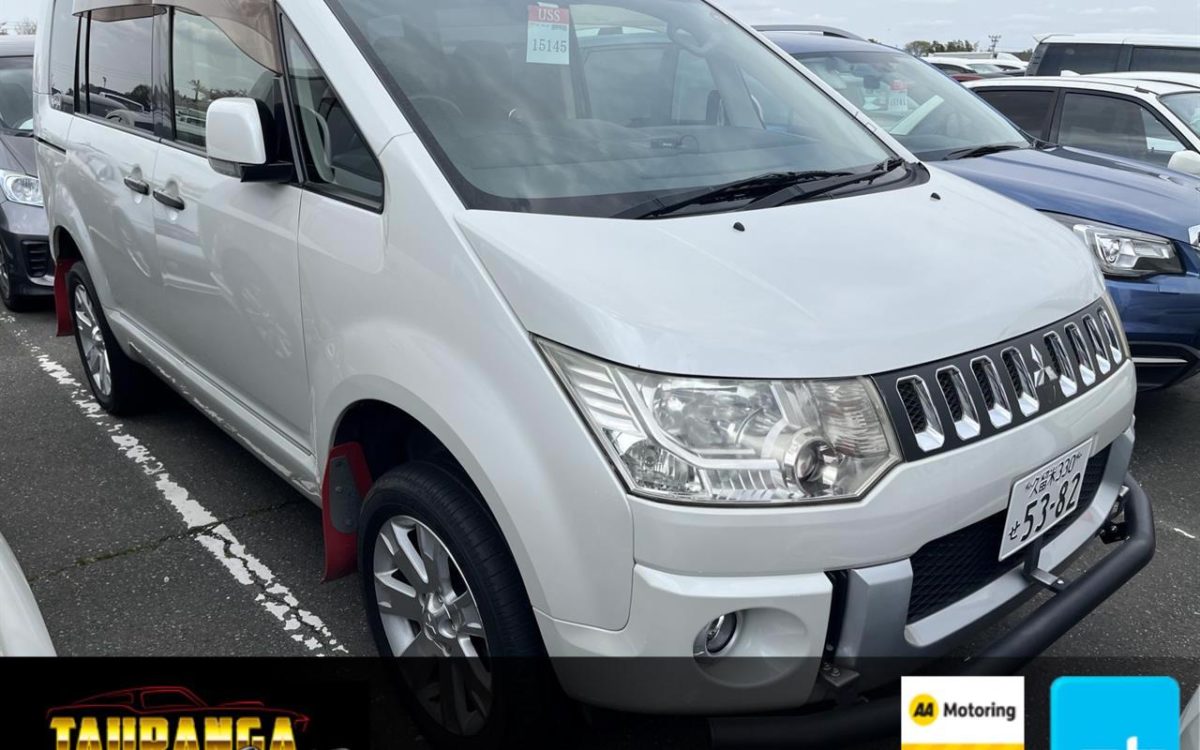 Car Finance 2012 Mitsubishi Delica-1879630