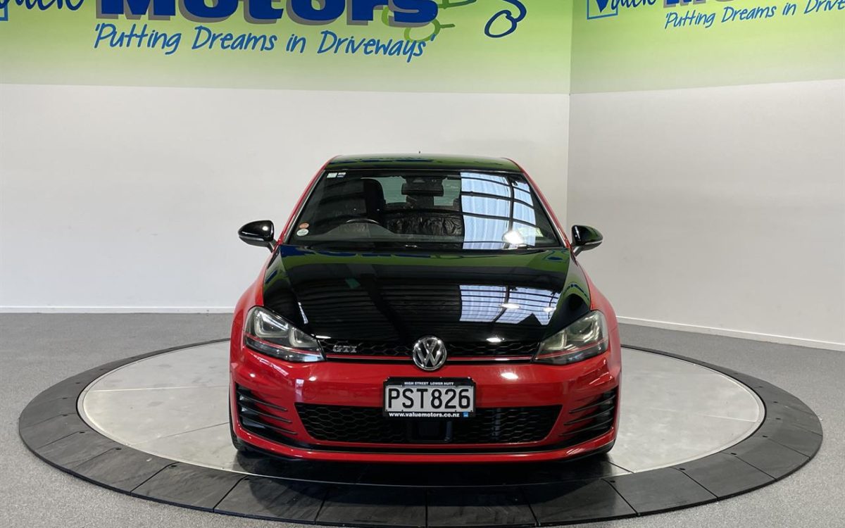 Car Finance 2013 Volkswagen Golf-1877789