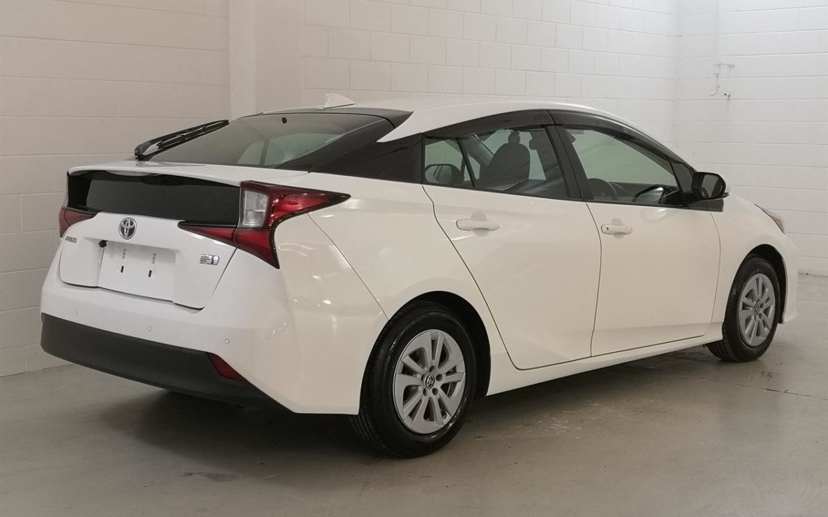 Car Finance 2021 Toyota Prius-1878431