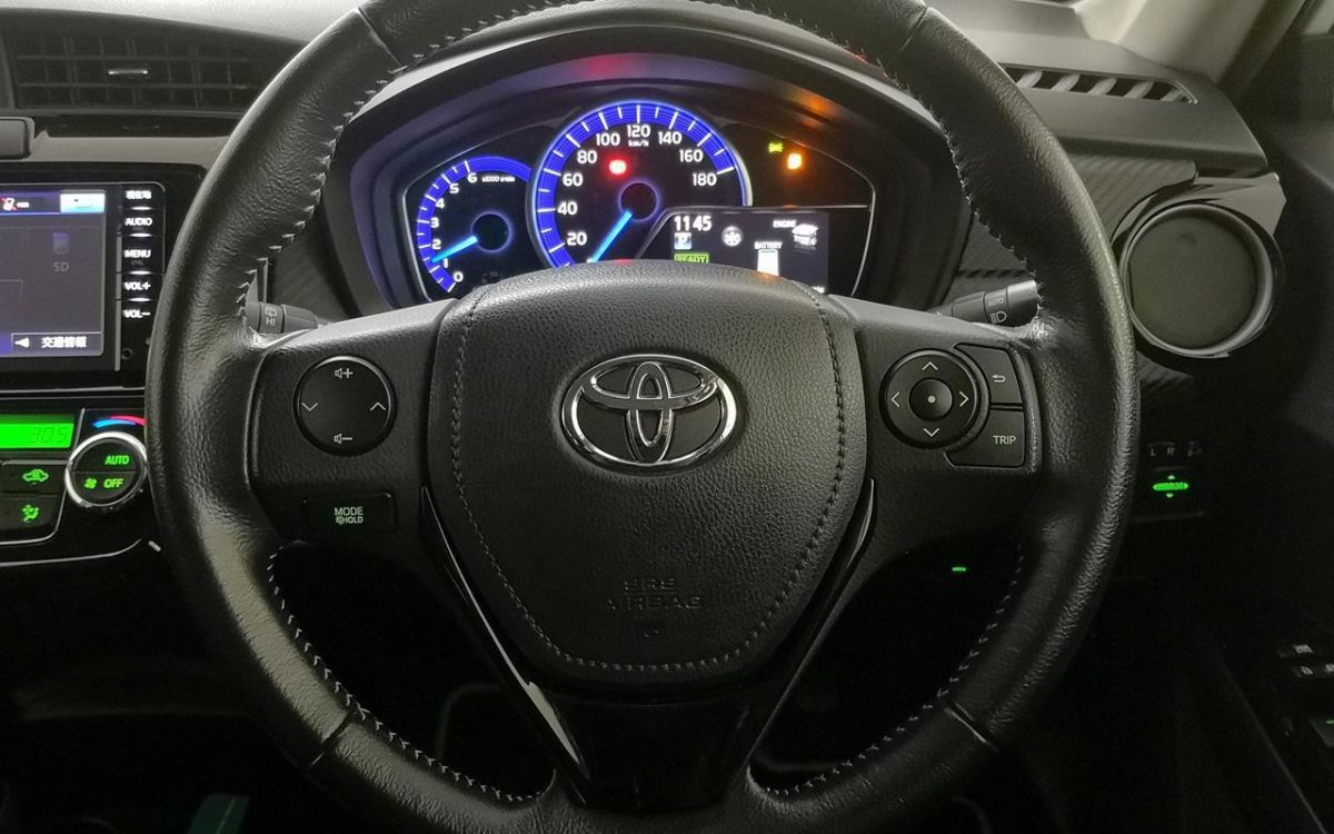 Car Finance 2015 Toyota Corolla-1878483