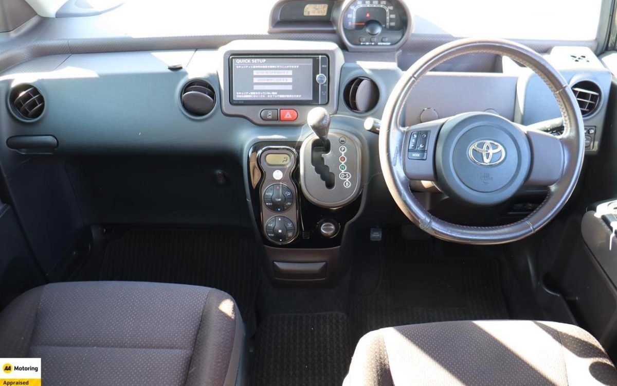 Car Finance 2013 Toyota Spade-1878845