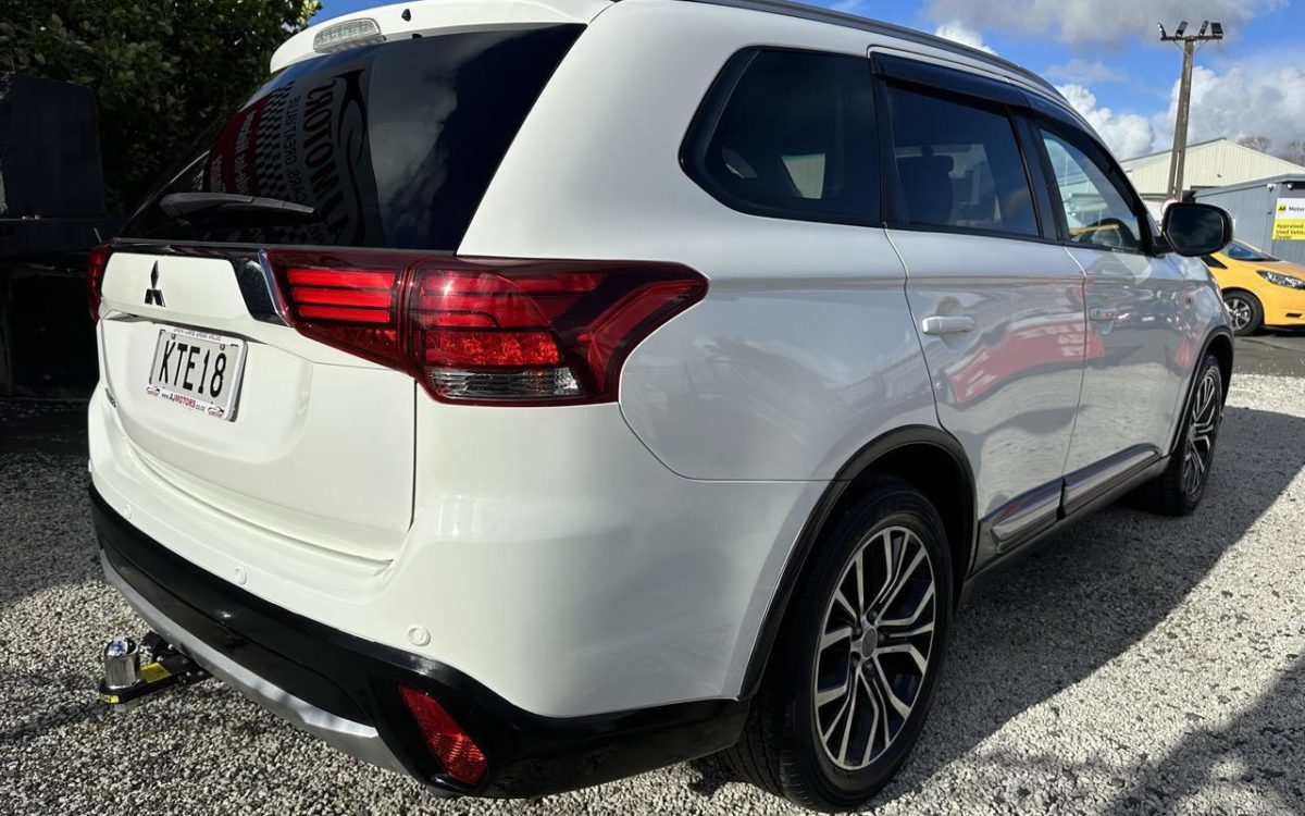 Car Finance 2017 Mitsubishi Outlander-1879214