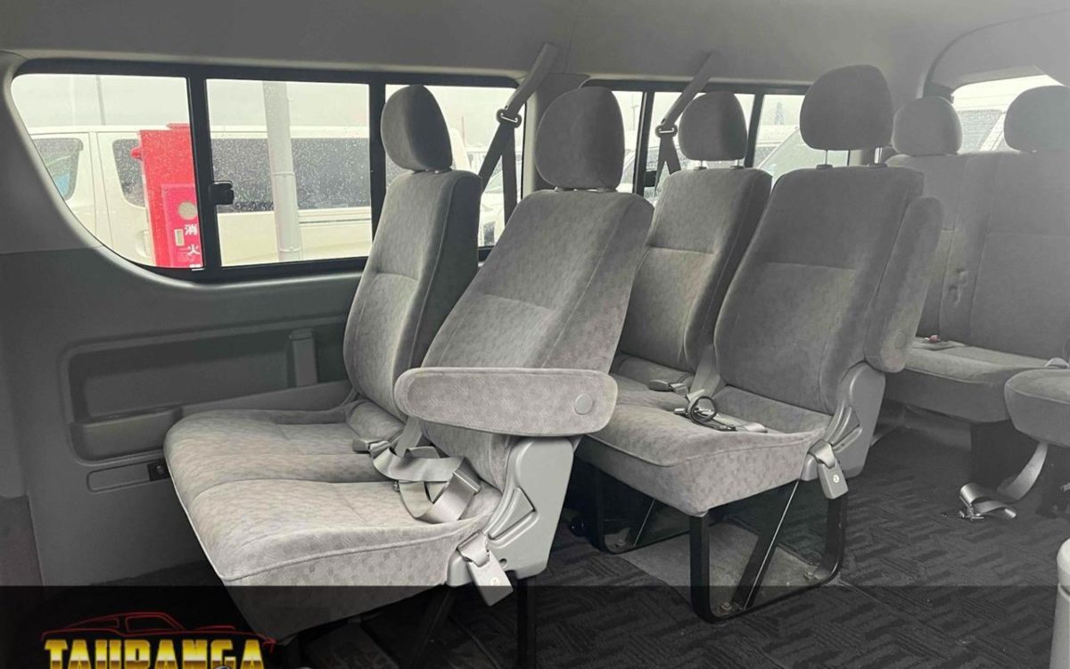 Car Finance 2009 Toyota Hiace-1879601