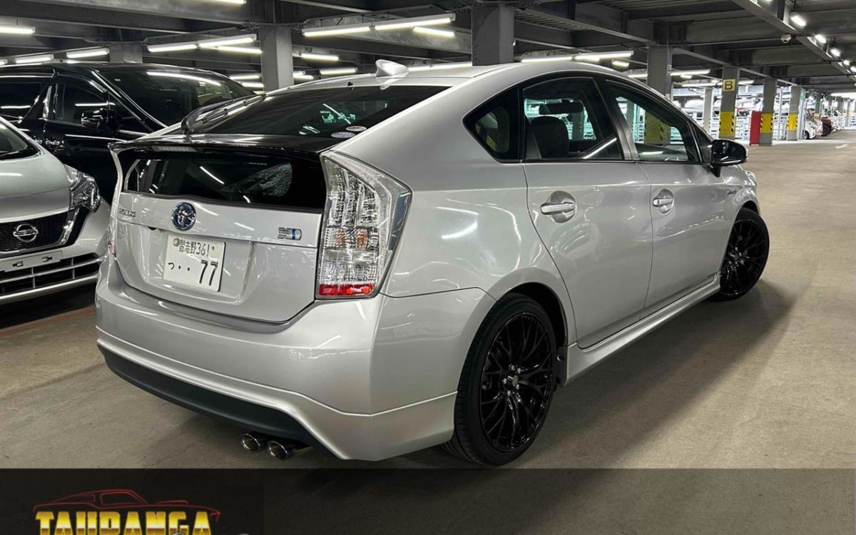 Car Finance 2009 Toyota Prius-1879669