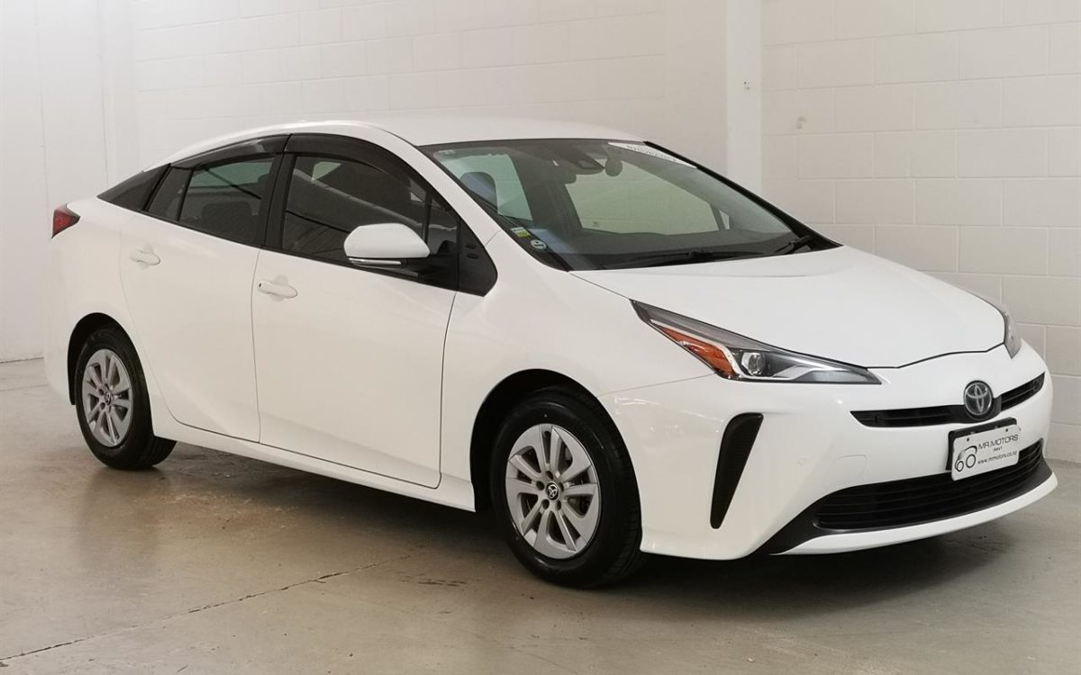 Car Finance 2021 Toyota Prius-1878426