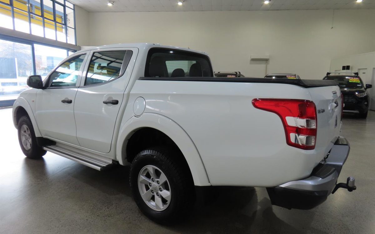 Car Finance 2017 Mitsubishi Triton-1880289